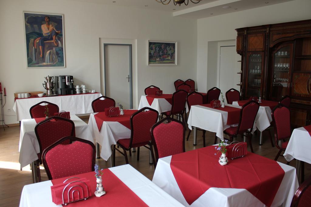Gaestehaus Karl August Фонсдорф Экстерьер фото